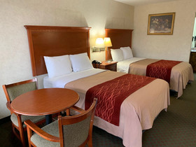 Coachman's Inn Motel