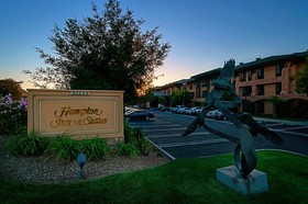 Hampton Inn & Suites Agoura Hills