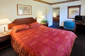 Anaheim Astoria Inn and Suites