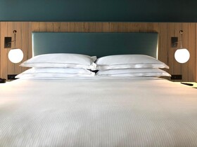 SunCoast Park Hotel Anaheim, Tapestry Collection by Hilton