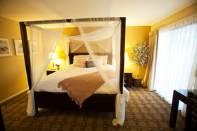 Seacliff Inn Aptos, Tapestry Collection by Hilton