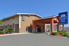 Americas Best Value Inn & Suites-East