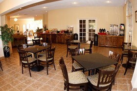 Best Western Plus Hill House
