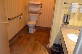 Best Western Plus Hill House
