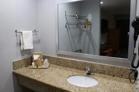Grand Park Inn Baldwin Park