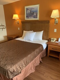 Grand Park Inn Baldwin Park