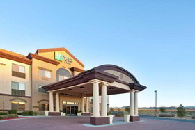 Holiday Inn Express & Suites Barstow