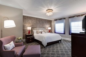 Claremont Resort & Club