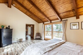 Bear Claw Cabin