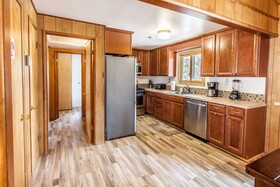 Bear Claw Cabin