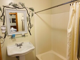 Bear Creek Resort