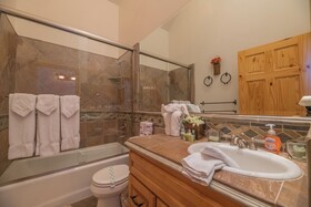 Bearfoot Bungalow