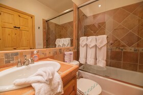Bearfoot Bungalow