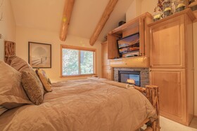 Bearfoot Bungalow
