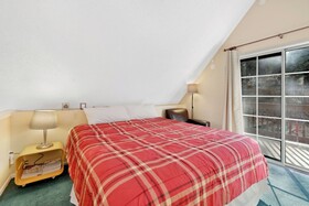 Bear Mountain Chalet by Big Bear Vacations