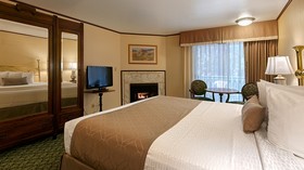 Chateau Big Bear Boutique Hotel, BW Signature Collection
