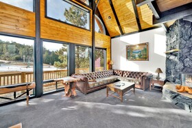 Black Diamond Chalet by Big Bear Vacations
