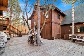 Black Diamond Chalet by Big Bear Vacations