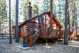 Catalina Creekside Cabin