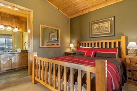 Grand Forest Lodge by Big Bear Vacation