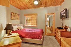 Grand Forest Lodge by Big Bear Vacation