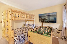 Inn Between Pines by Big Bear Vacations
