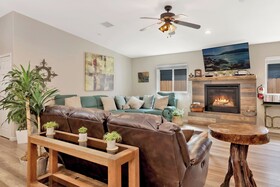 Kitkats Hideaway by Big Bear Vacations