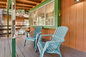 Moonridge Cottage by Big Bear Vacations