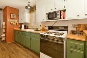 Moonridge Cottage by Big Bear Vacations