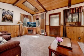 Moose Inn by Big Bear Vacations