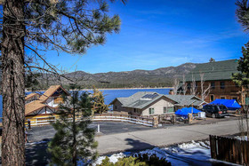 Papa Bear by Big Bear Vacations
