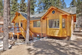 Retreat To Fox Farm by Big Bear Vacations