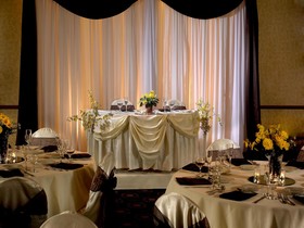 Buena Park Grand Hotel & Suites