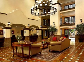 Buena Park Grand Hotel & Suites