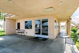 Motel 6 Buttonwillow Central