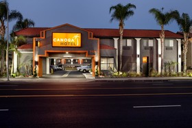 Canoga Hotel
