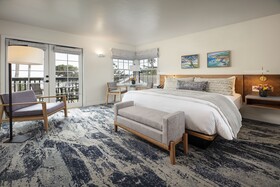 Carmel Beach Hotel