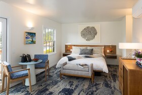 Carmel Beach Hotel