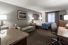 Holiday Inn Express & Suites Carpinteria