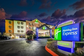 Holiday Inn Express Castro Valley - East Bay