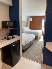 Holiday Inn Express & Suites Chatsworth