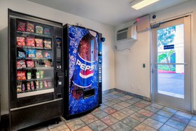 Motel 6 Chino - Los Angeles Area