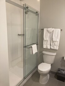 The Lodge at Rolling Hills