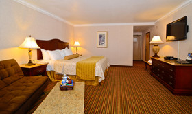Best Western Plus Newport Mesa Inn