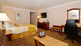 Best Western Plus Newport Mesa Inn