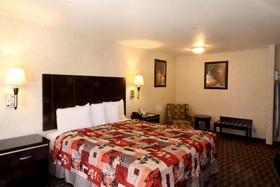 Sunburst Spa & Suites Motel