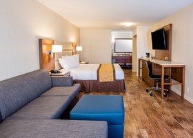 Travelodge by Wyndham Culver City