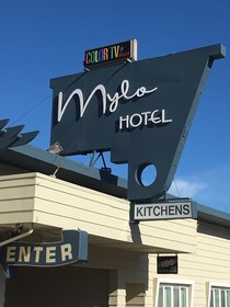 Mylo Hotel