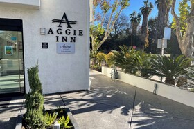 Aggie Inn, Ascend Collection