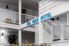 Del Mar Motel On The Beach